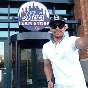 Meet your Posher, Cesar